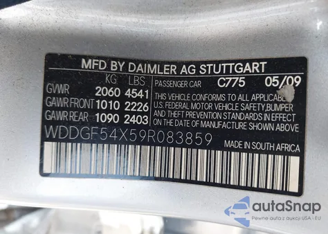 2009 Mercedes-Benz C 300 Sport z USA, uszkodzony, nr VIN WDDGF54X59R083859